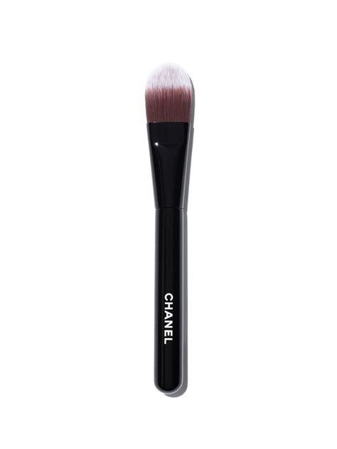 chanel brush limited edition|chanel foundation brush no 100.